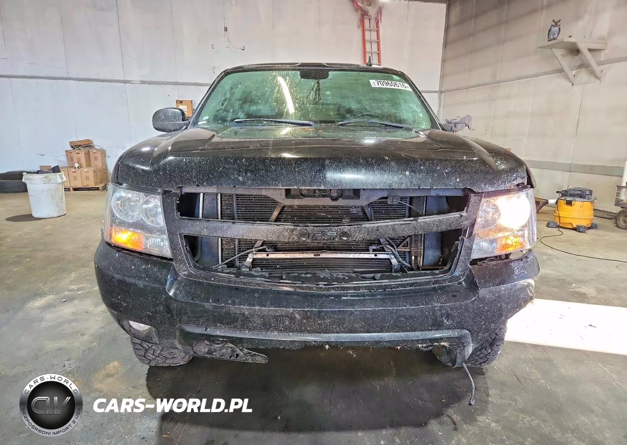 2008 Chevrolet Tahoe K1500 VIN:1GNFK13038J146203 - 5