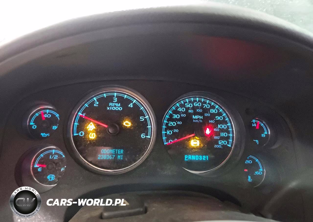 2008 Chevrolet Tahoe K1500 VIN:1GNFK13038J146203 - 9