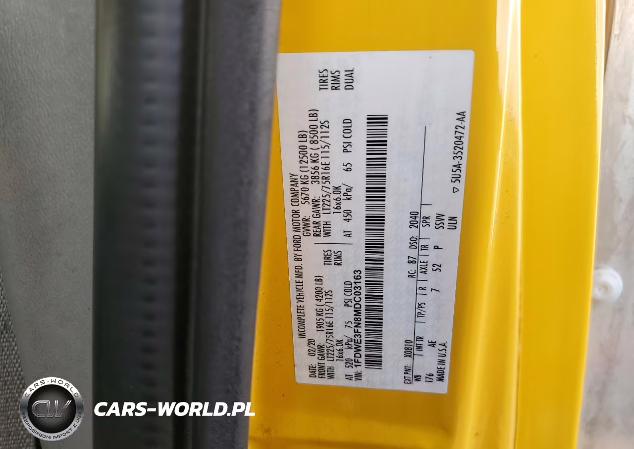 2021 Ford Econoline E350 Super Duty Cutaway Van VIN:1FDWE3FN8MDC03163 - 13