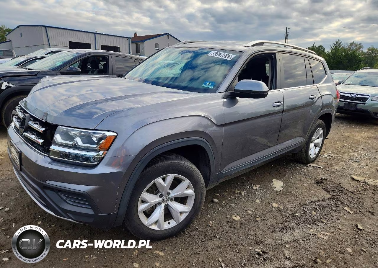 2018 Volkswagen Atlas S VIN:1V2GR2CA0JC545036 - 1