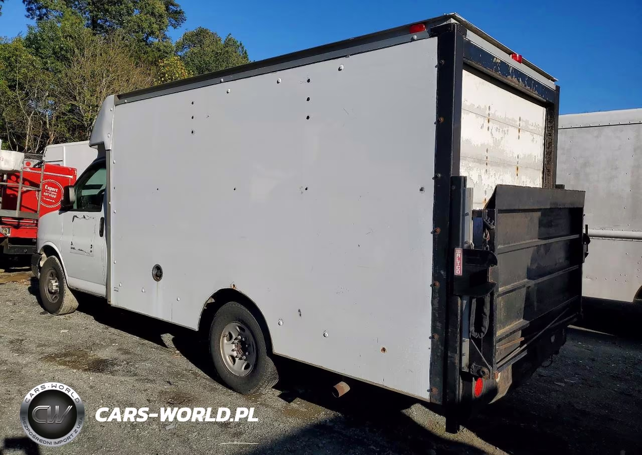 2010 Chevrolet Express Delivery Truck VIN:1GB3G2AA5A1140511 - 2