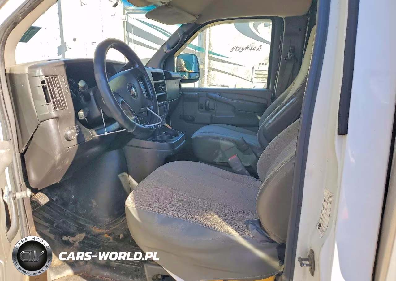 2010 Chevrolet Express Delivery Truck VIN:1GB3G2AA5A1140511 - 7