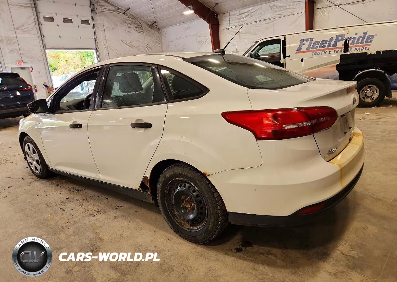2017 Ford Focus S VIN:1FADP3E28HL297432 - 2