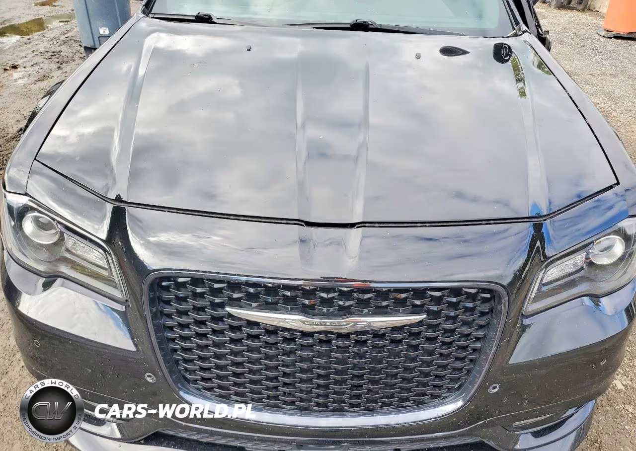 2017 Chrysler 300 S VIN:2C3CCABG0HH585758 - 11