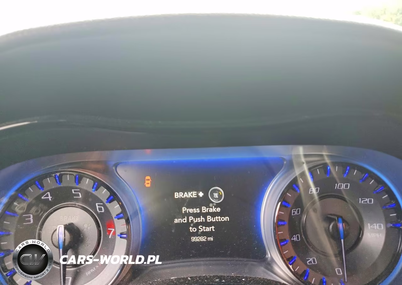 2017 Chrysler 300 S VIN:2C3CCABG0HH585758 - 9