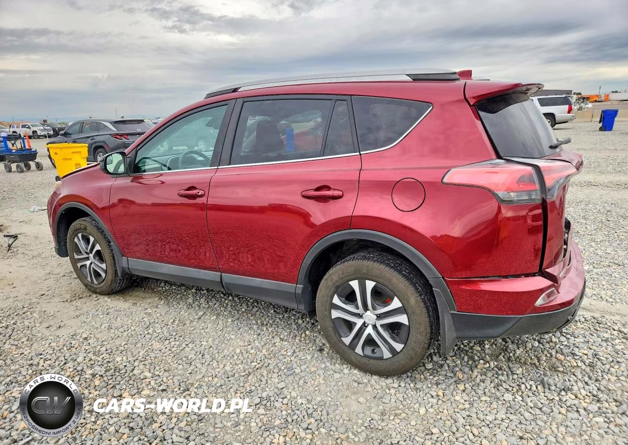 2018 Toyota Rav4 Le VIN:2T3BFREV6JW760723 - 2