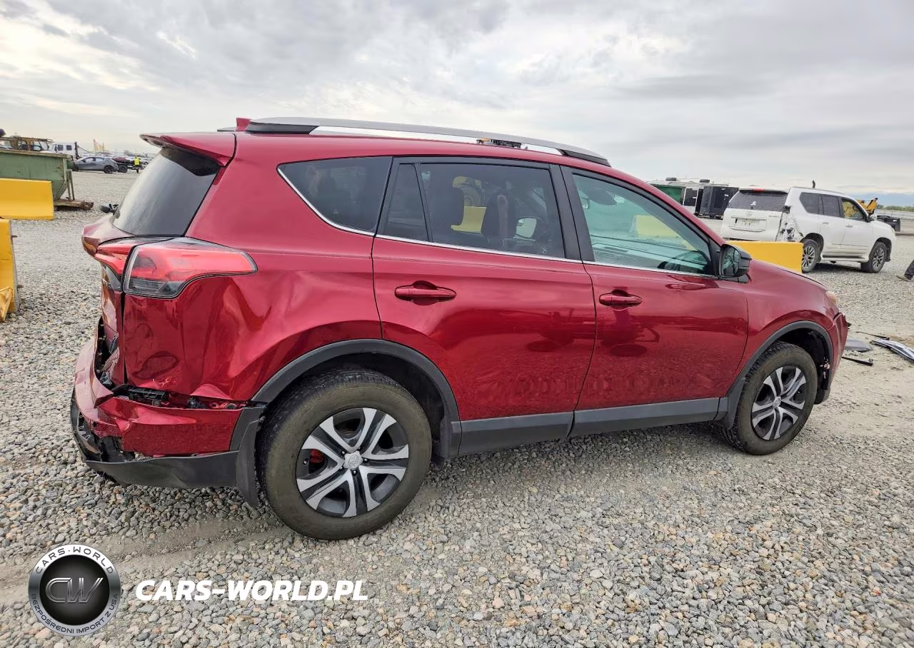 2018 Toyota Rav4 Le VIN:2T3BFREV6JW760723 - 3