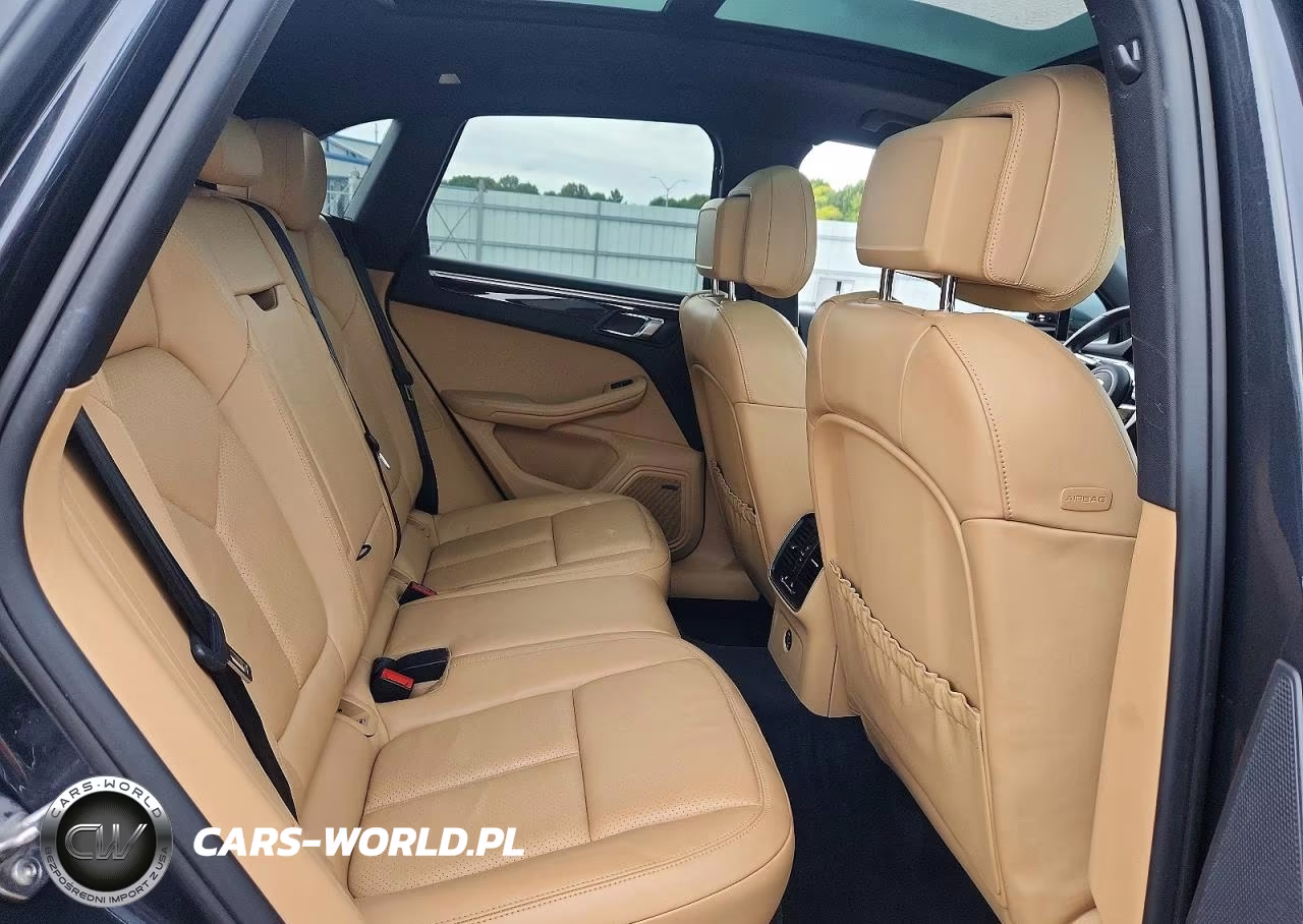 2018 Porsche Macan VIN:WP1AA2A53JLB07355 - 11