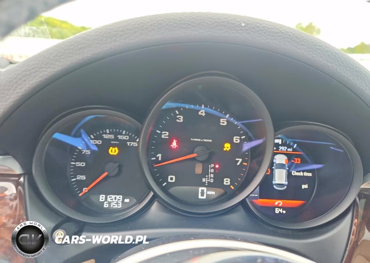 2018 Porsche Macan VIN:WP1AA2A53JLB07355 - 9
