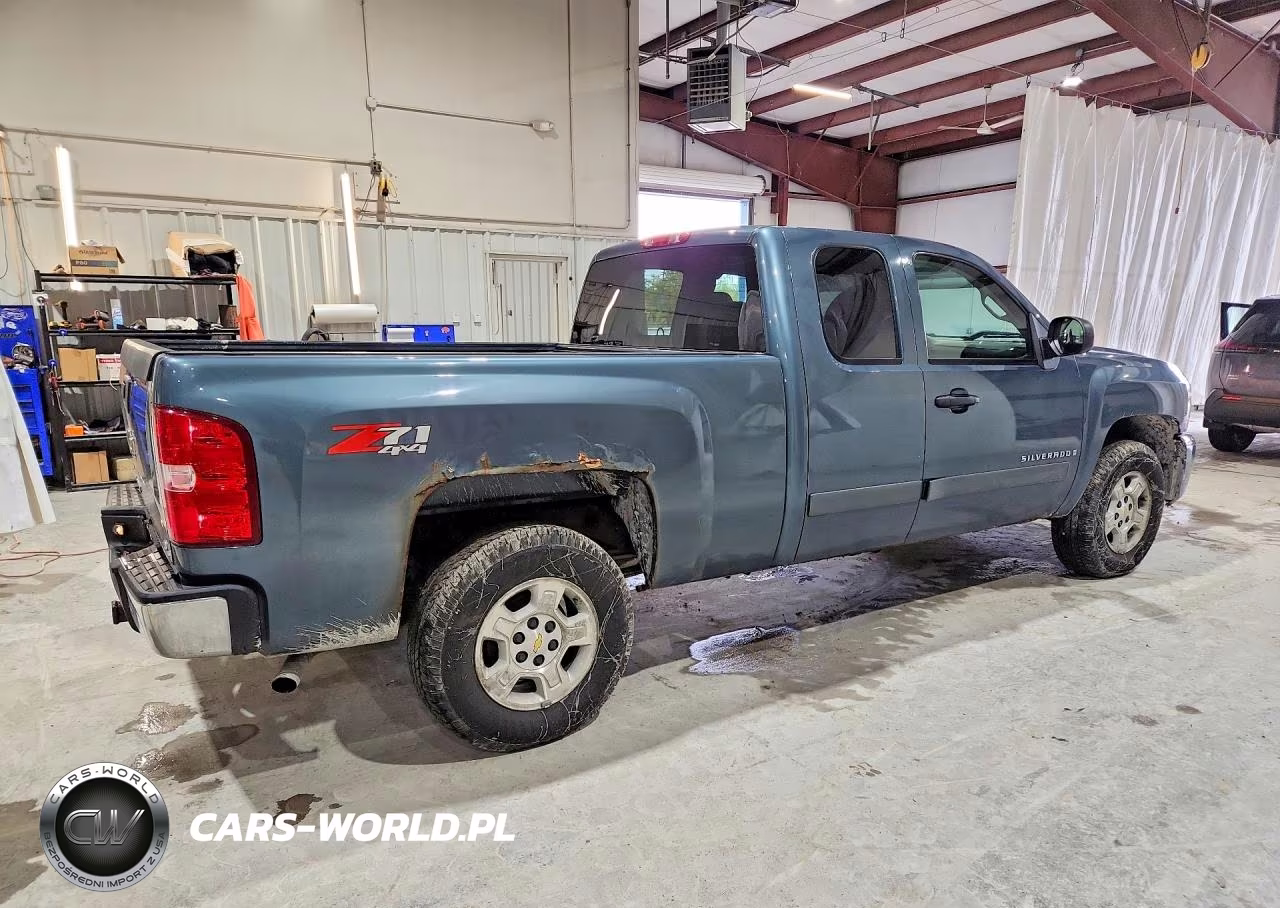 2007 Chevrolet Silverado K1500 VIN:2GCEK19C271702337 - 3