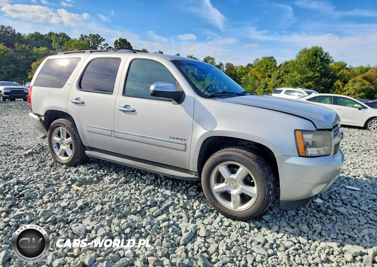 2010 Chevrolet Tahoe C1500 Ltz VIN:1GNUCCE07AR220307 - 4