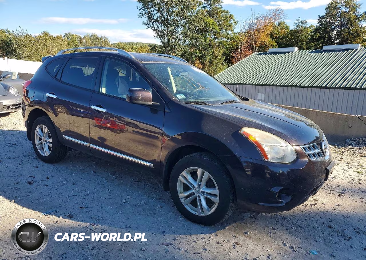 2013 Nissan Rogue S VIN:JN8AS5MV1DW641425 - 4