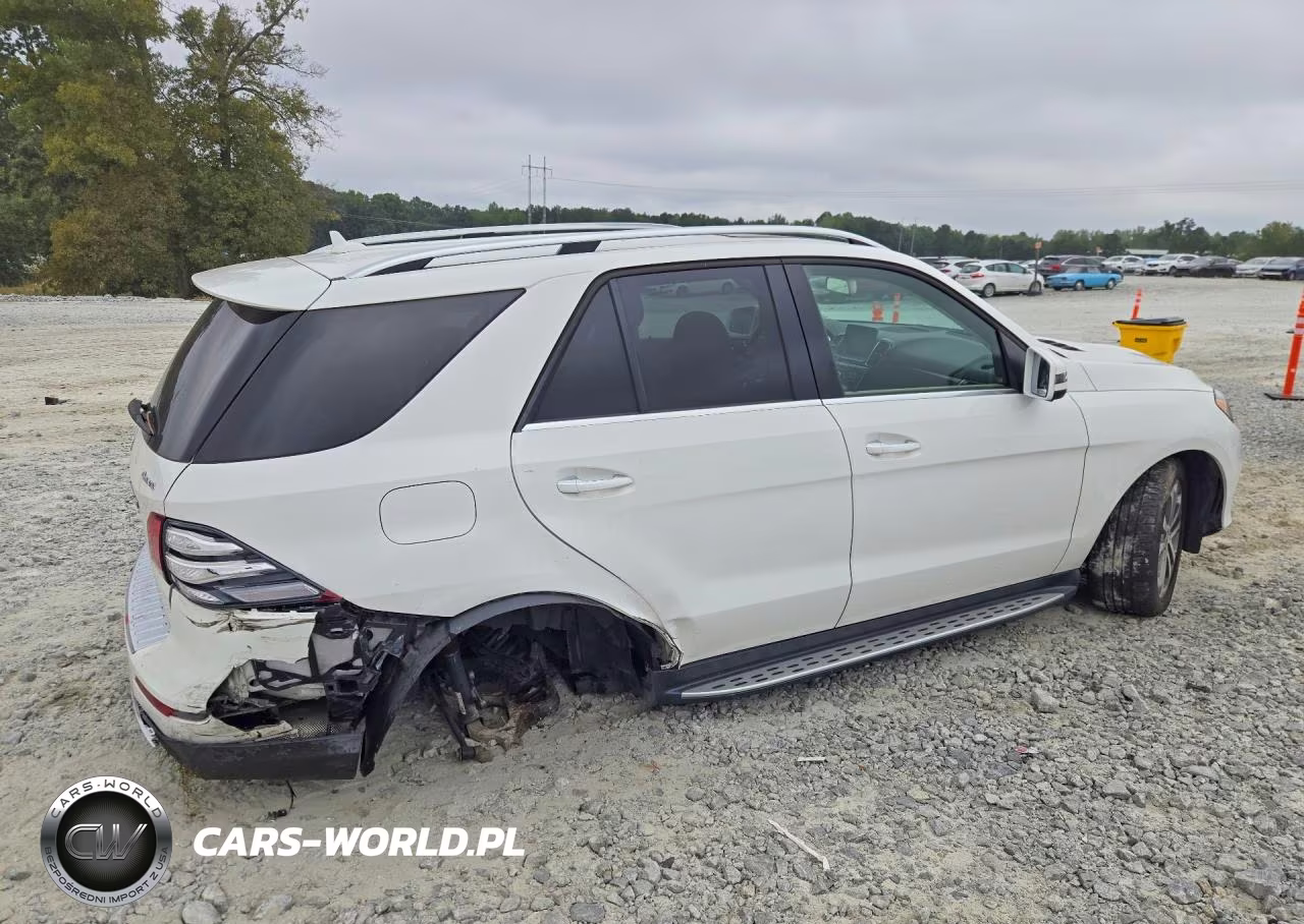 2019 Mercedes-Benz Gle 400 4Matic VIN:4JGDA5GB8KB212375 - 3