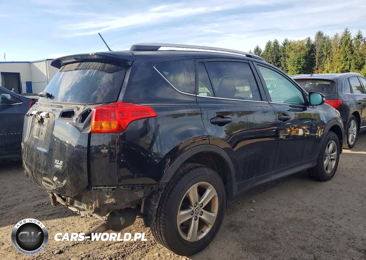 2015 Toyota Rav4 Xle VIN:2T3RFREV6FW319728 - 3