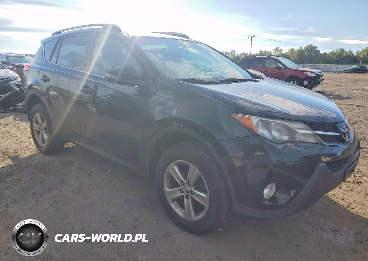 2015 Toyota Rav4 Xle VIN:2T3RFREV6FW319728 - 4
