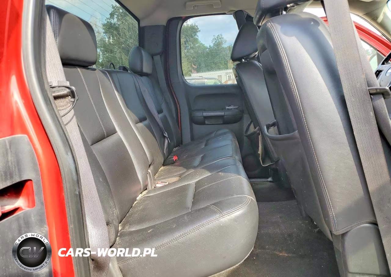 2008 Chevrolet Silverado C1500 VIN:2GCEC19J081210435 - 10