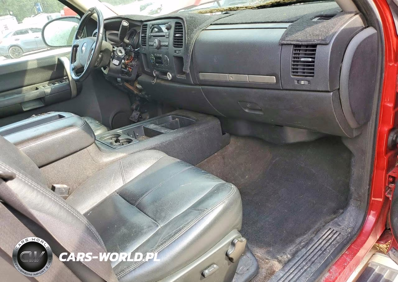 2008 Chevrolet Silverado C1500 VIN:2GCEC19J081210435 - 8