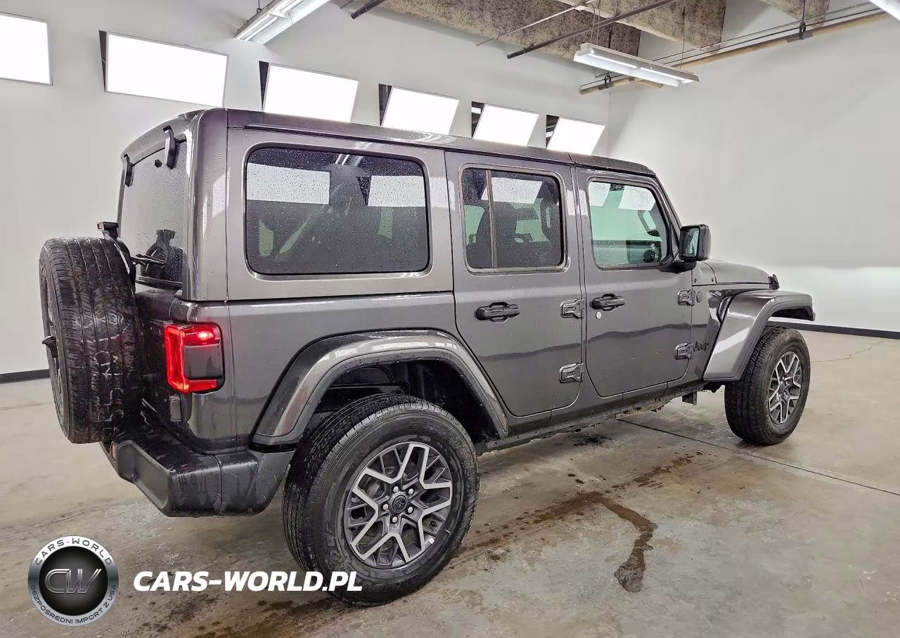 2025 Jeep Wrangler Sahara VIN:1C4PJXENXSW506234 - 3