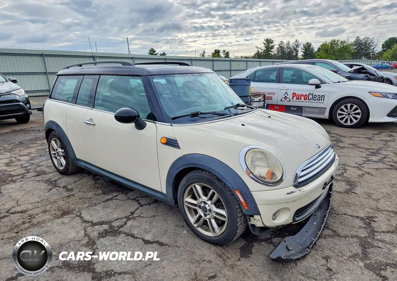 2009 Mini Cooper Clubman VIN:WMWML33579TX34676 - 4