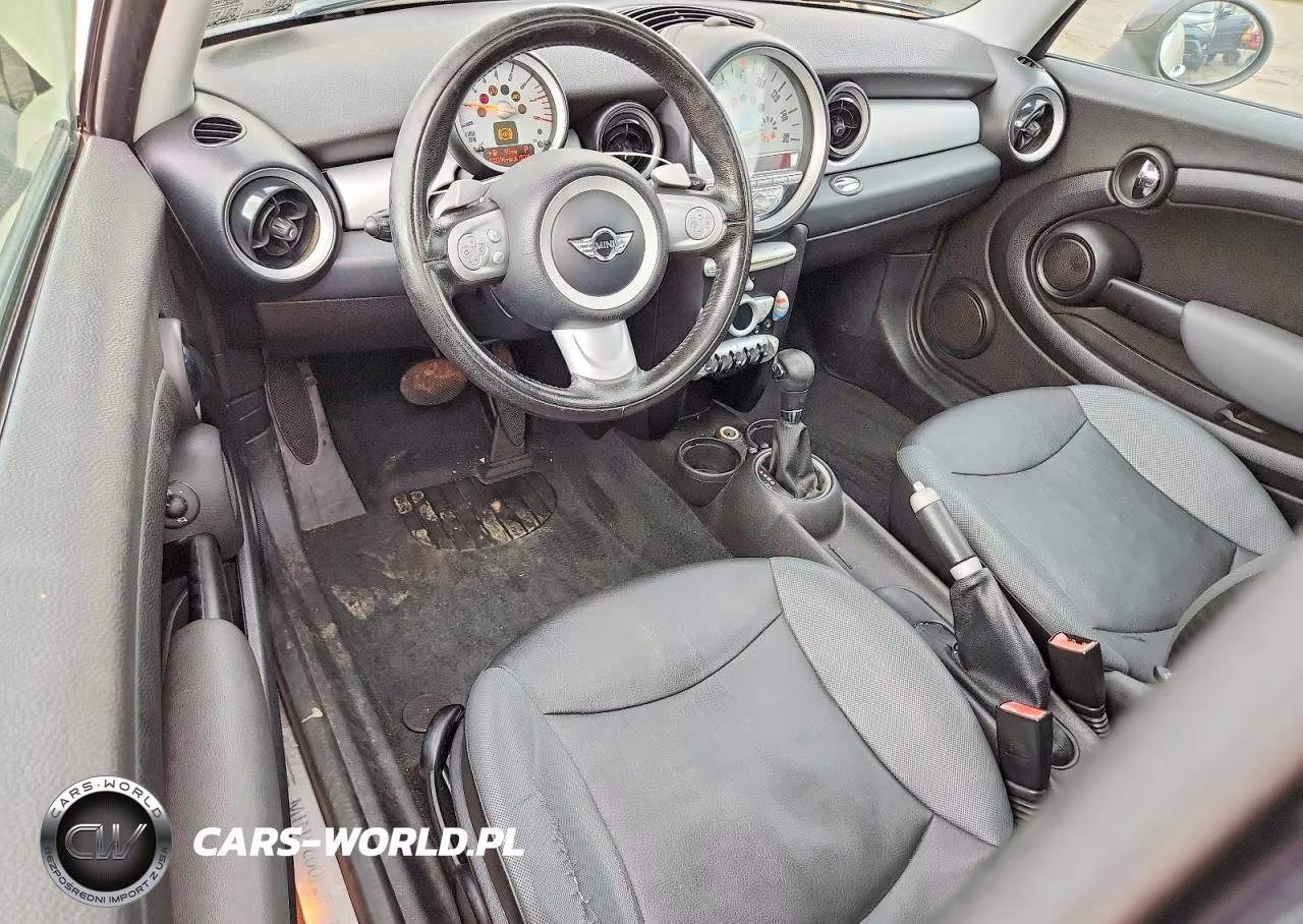 2009 Mini Cooper Clubman VIN:WMWML33579TX34676 - 8