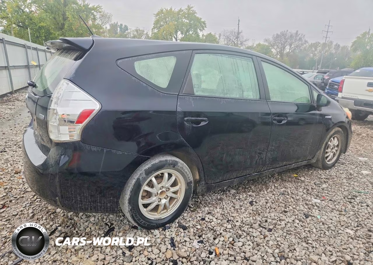 2014 Toyota Prius V Three VIN:JTDZN3EU5EJ005122 - 3