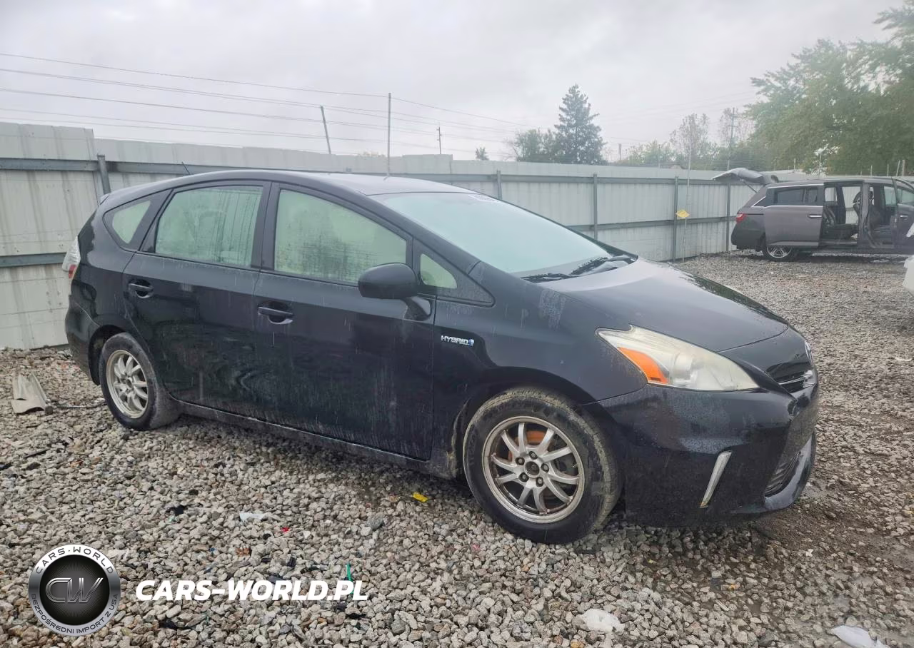 2014 Toyota Prius V Three VIN:JTDZN3EU5EJ005122 - 4