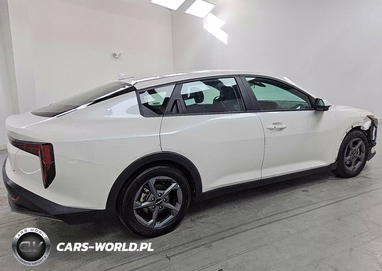 2025 Kia K4 Lxs VIN:3KPFT4DE4SE157667 - 3