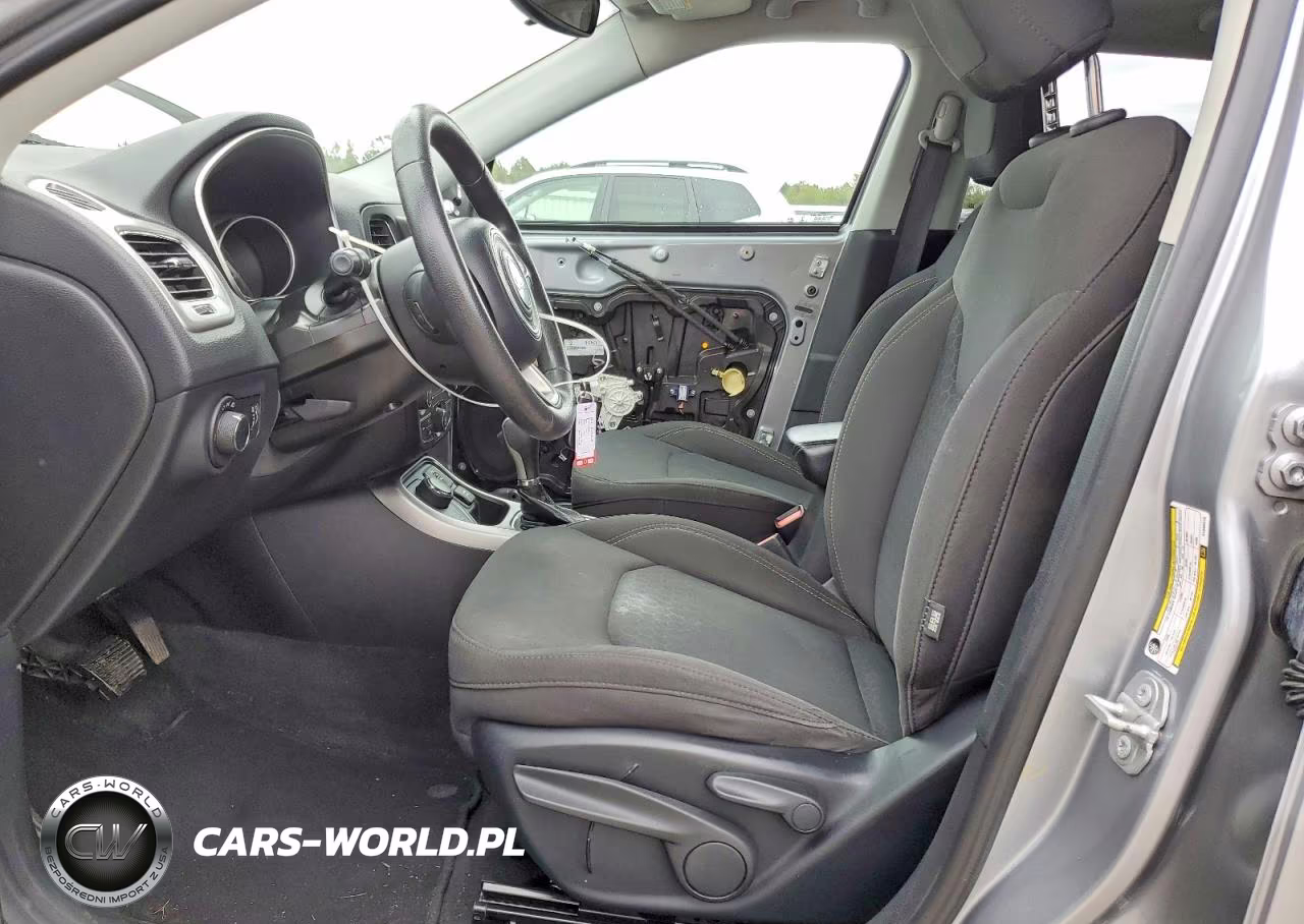 2019 Jeep Compass Sport VIN:3C4NJDAB1KT600378 - 7