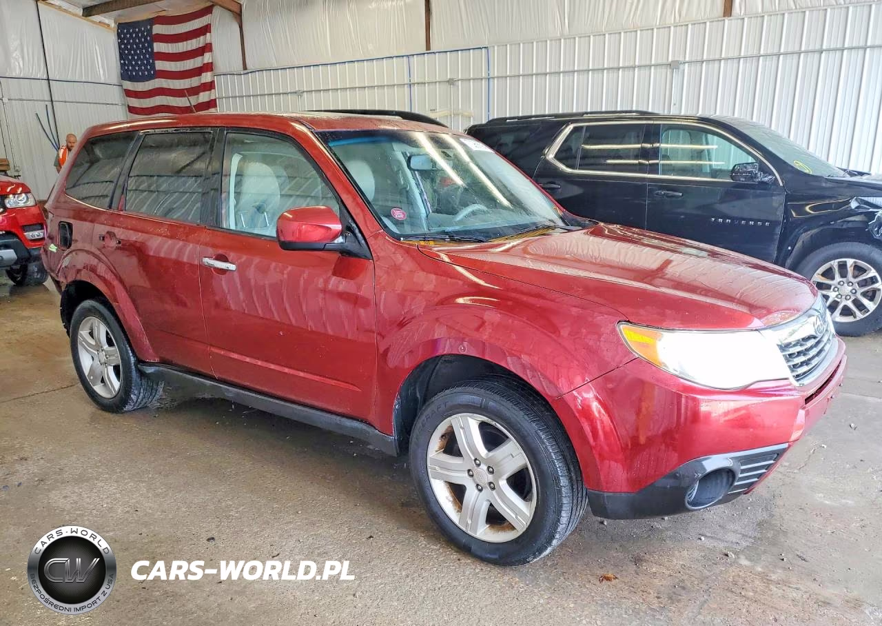 2010 Subaru Forester 2.5X Premium VIN:JF2SH6CC5AH796887 - 4
