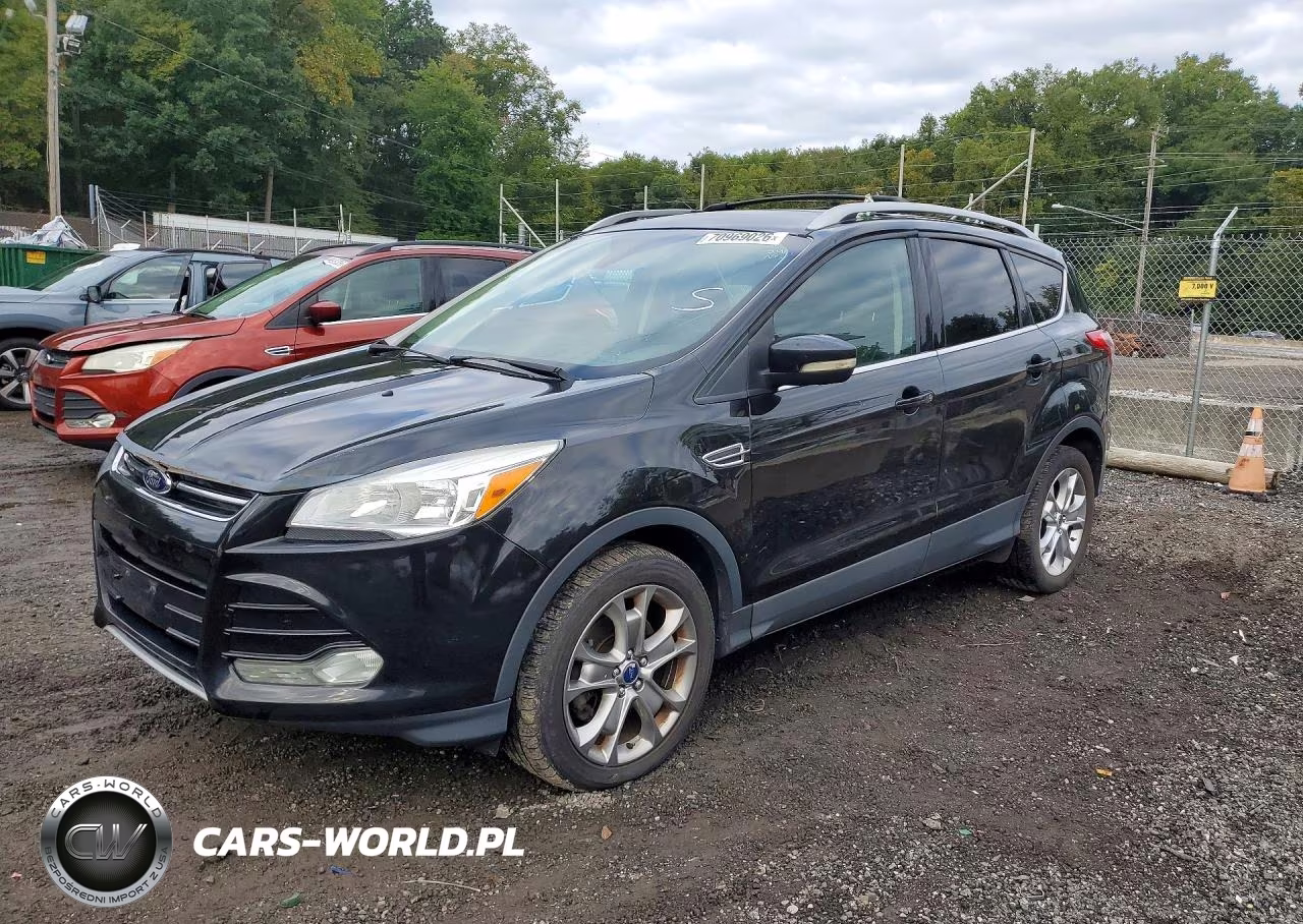 2015 Ford Escape Titanium – zdjęcie 1 z 12
