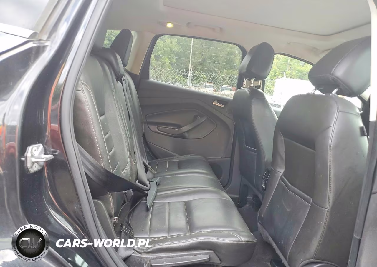 2015 Ford Escape Titanium VIN:1FMCU9J9XFUA65826 - 10