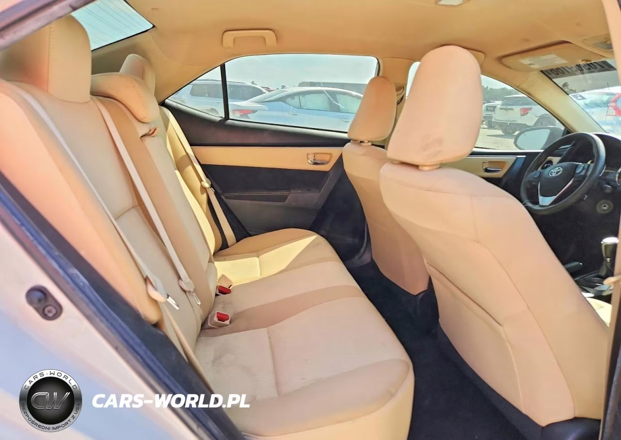 2019 Toyota Corolla Le VIN:5YFBURHEXKP931244 - 10