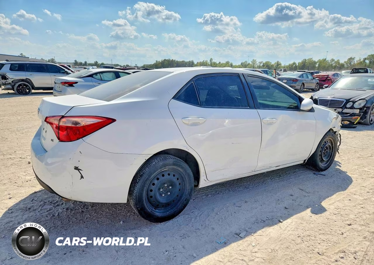 2019 Toyota Corolla Le VIN:5YFBURHEXKP931244 - 3