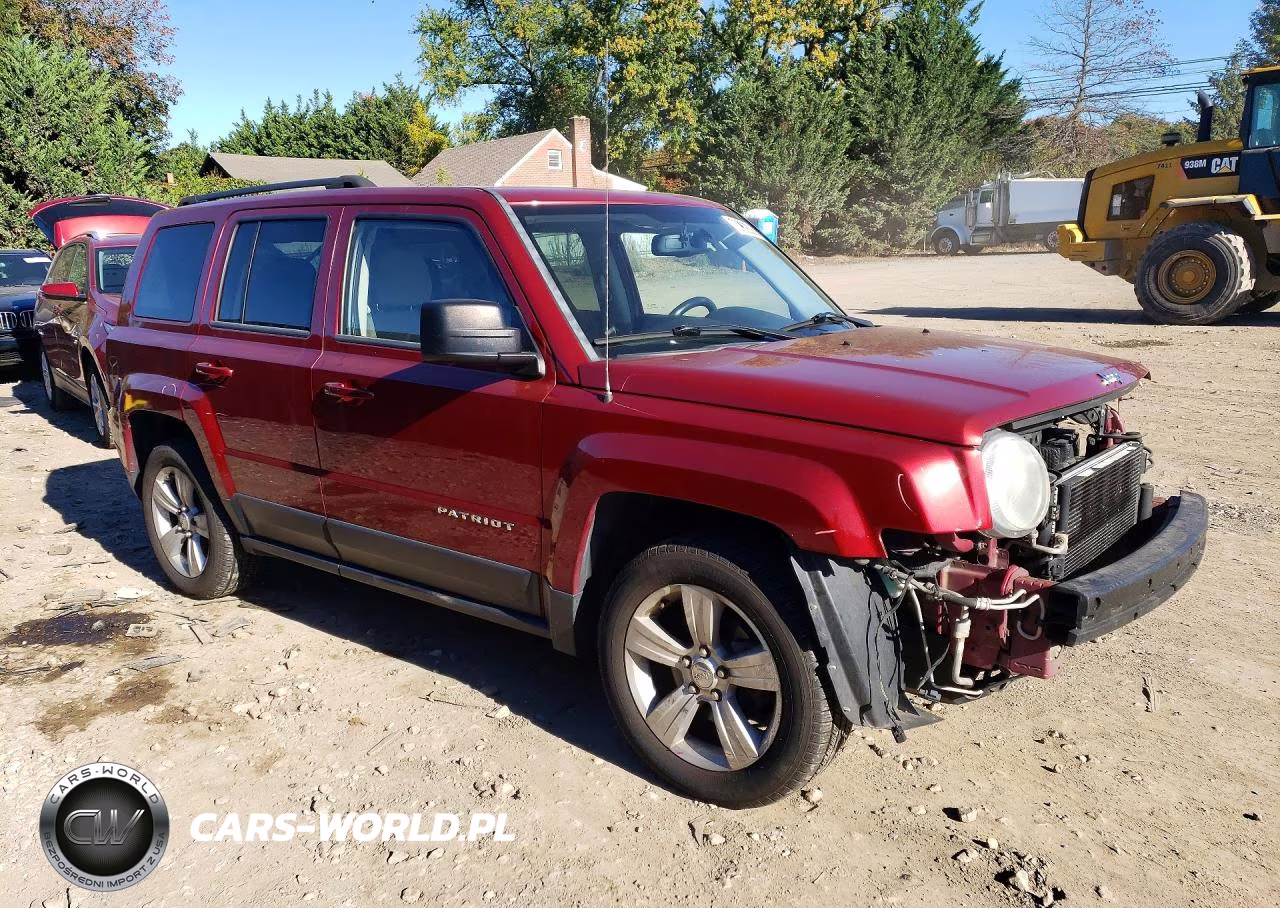2014 Jeep Patriot Latitude VIN:1C4NJPFB6ED672472 - 4