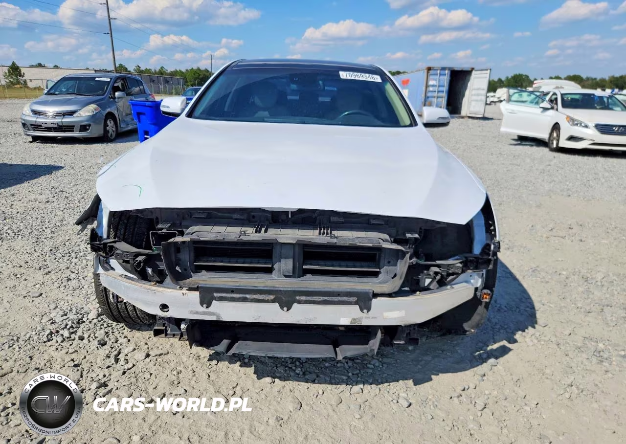 2015 Hyundai Genesis 3.8L VIN:KMHGN4JE2FU040885 - 5