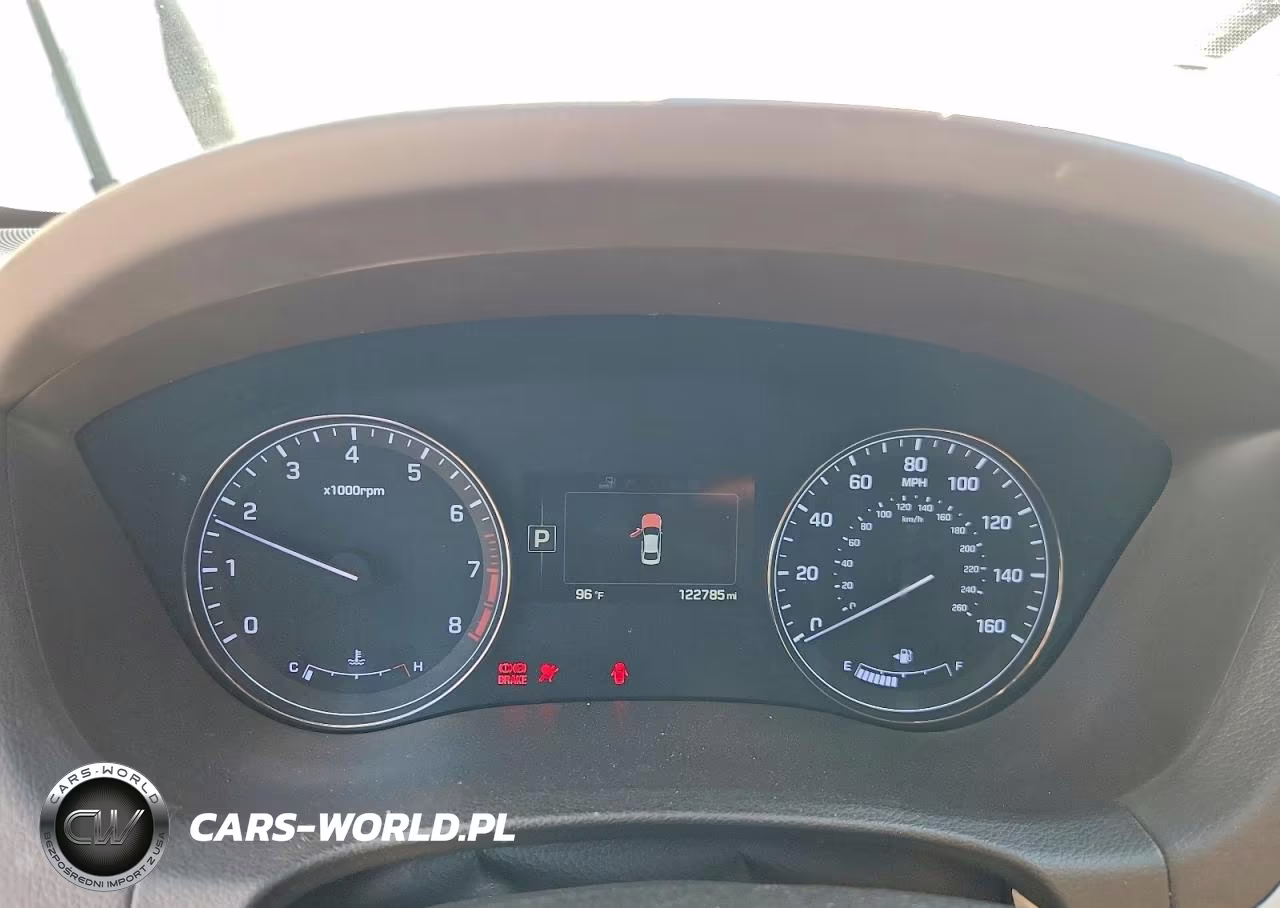 2015 Hyundai Genesis 3.8L VIN:KMHGN4JE2FU040885 - 9