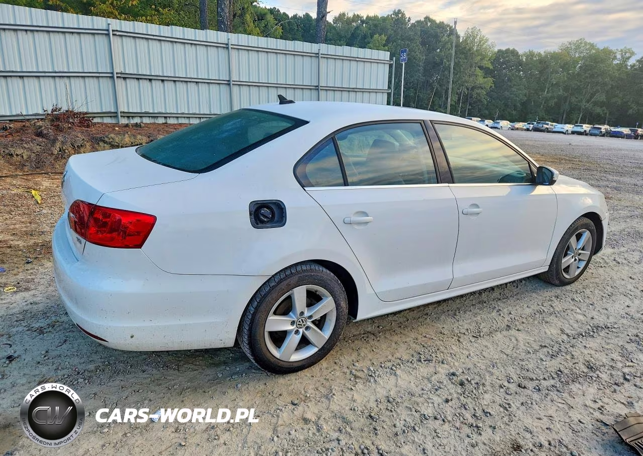 2013 Volkswagen Jetta Tdi VIN:3VW3L7AJ9DM250924 - 3