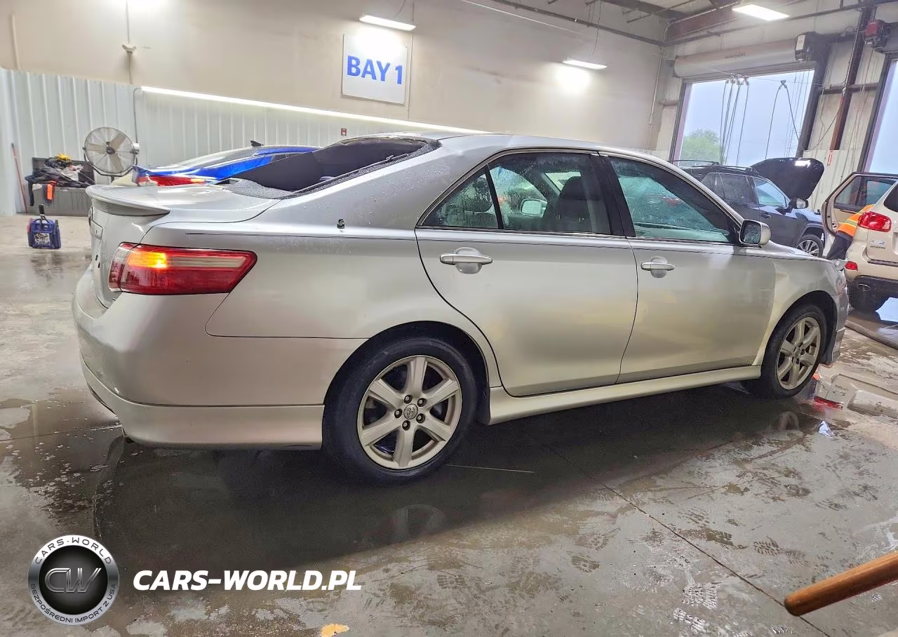 2008 Toyota Camry Se VIN:4T1BE46K38U757615 - 3
