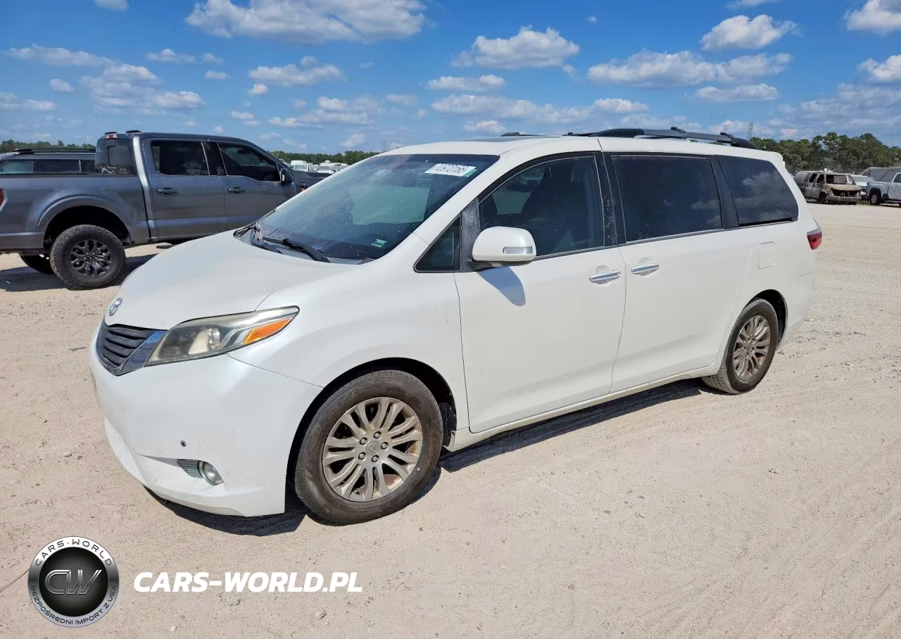 2015 Toyota Sienna Limited Premium – zdjęcie 1 z 13