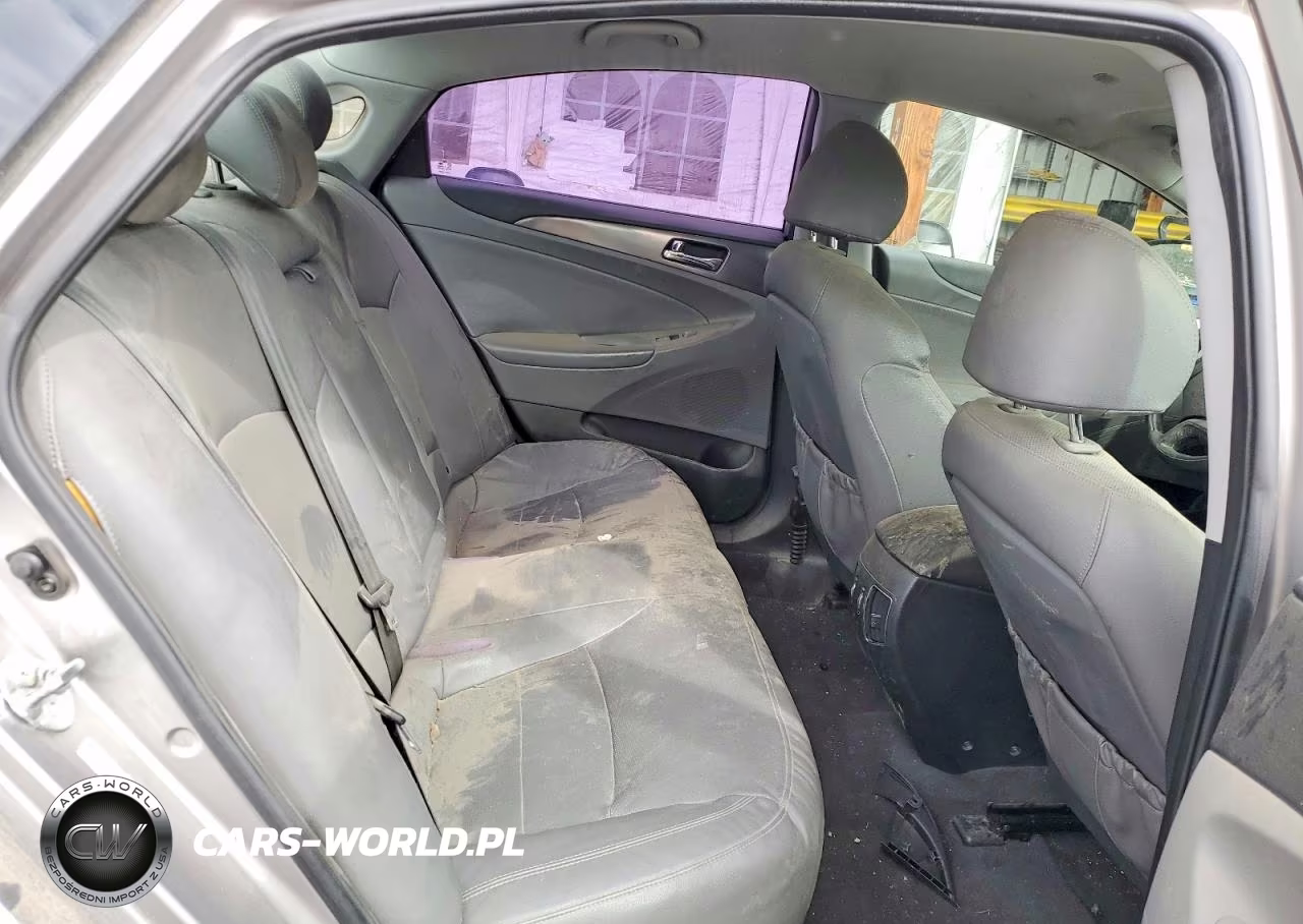 HYUNDAI SONATA HYB VIN:KMHEC4A40CA031491 - 10