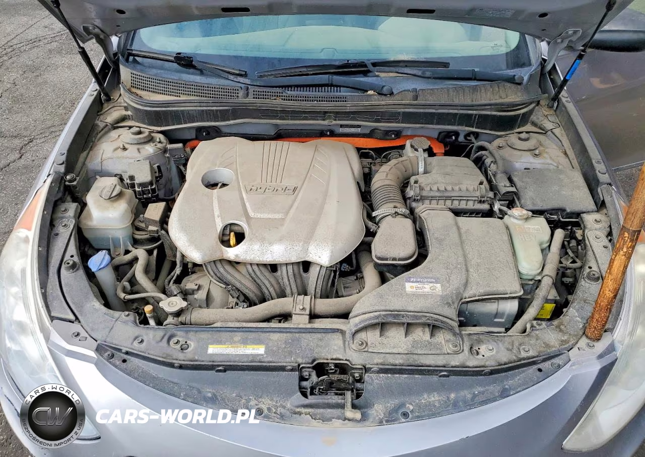 HYUNDAI SONATA HYB VIN:KMHEC4A40CA031491 - 11