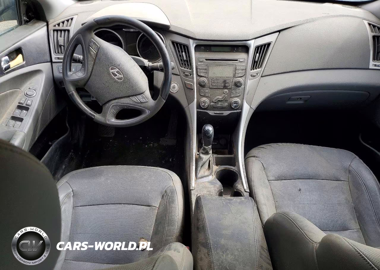 HYUNDAI SONATA HYB VIN:KMHEC4A40CA031491 - 8