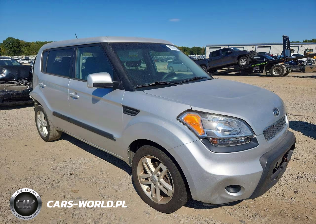 2011 Kia Soul + VIN:KNDJT2A28B7279084 - 4