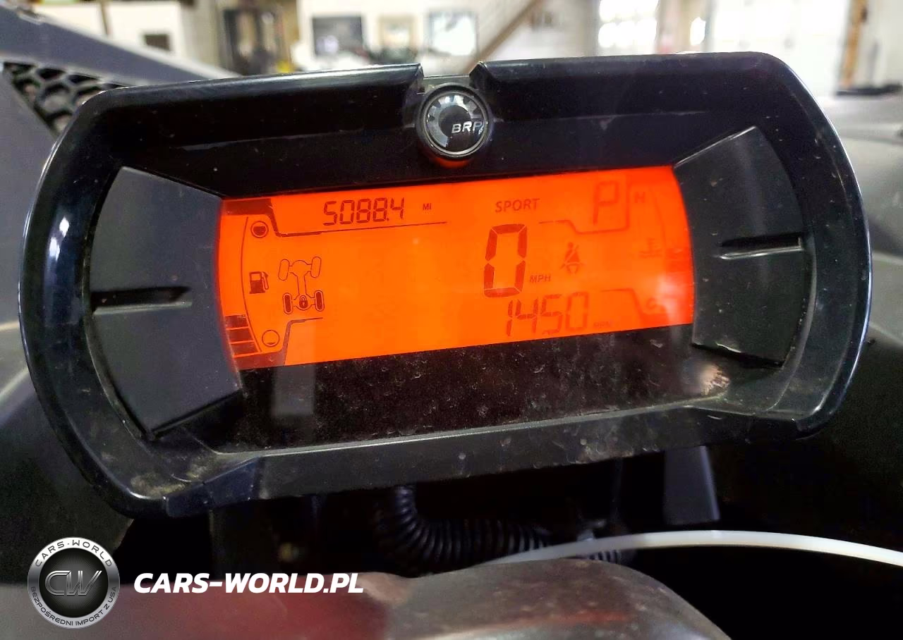 2023 Can-Am Maverick X3 Utility Vehicle VIN:3JBVGAV41PE001262 - 8