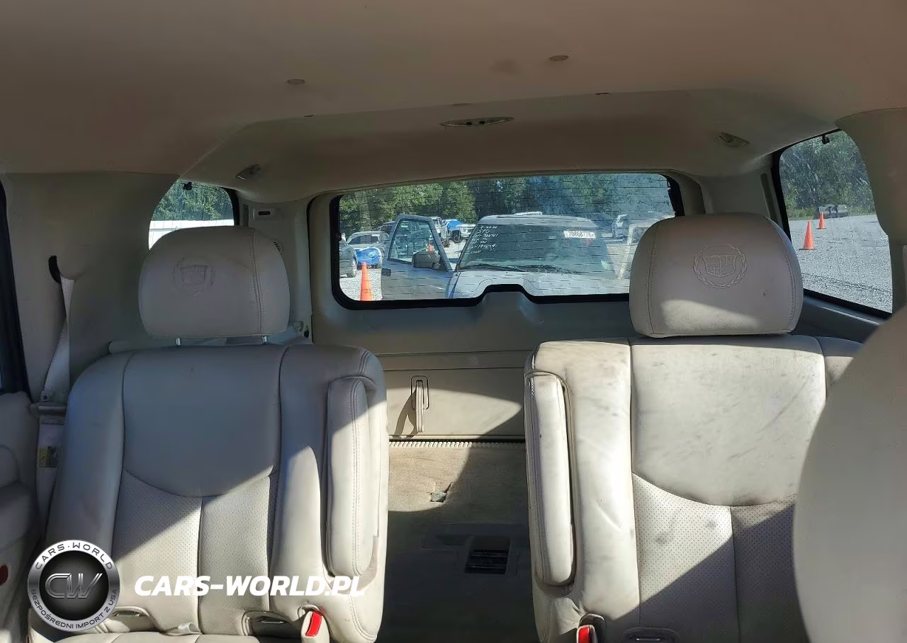 2006 Cadillac Escalade Luxury VIN:1GYEC63N36R101328 - 10