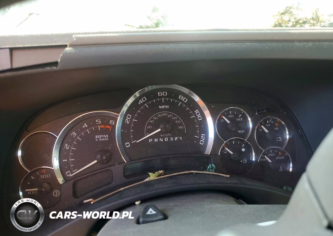 2006 Cadillac Escalade Luxury VIN:1GYEC63N36R101328 - 9