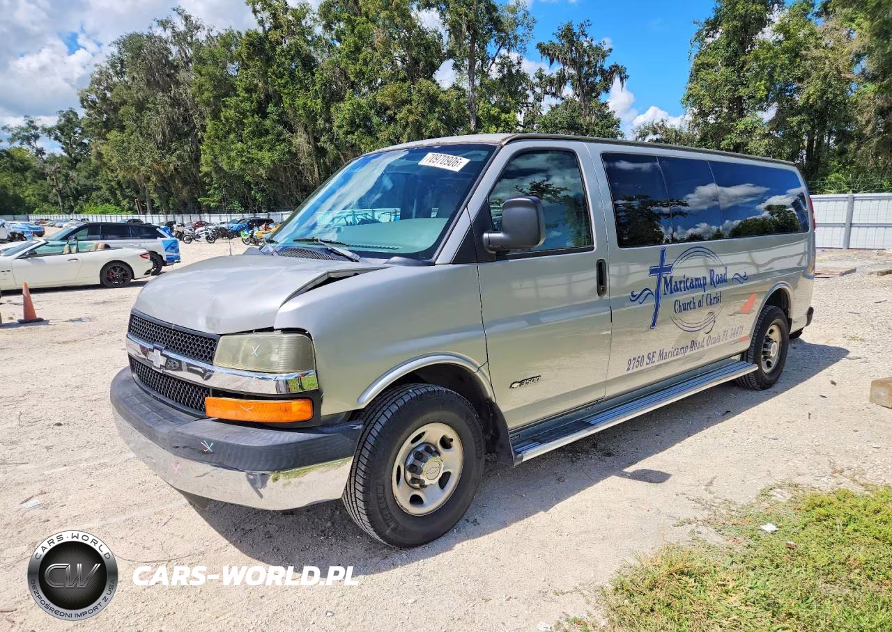 2005 Chevrolet Express G3500 VIN:1GAHG39U351258027 - 1