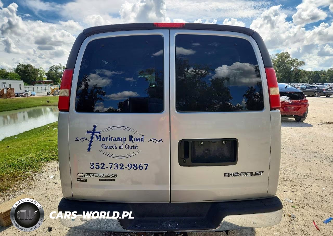 2005 Chevrolet Express G3500 VIN:1GAHG39U351258027 - 6