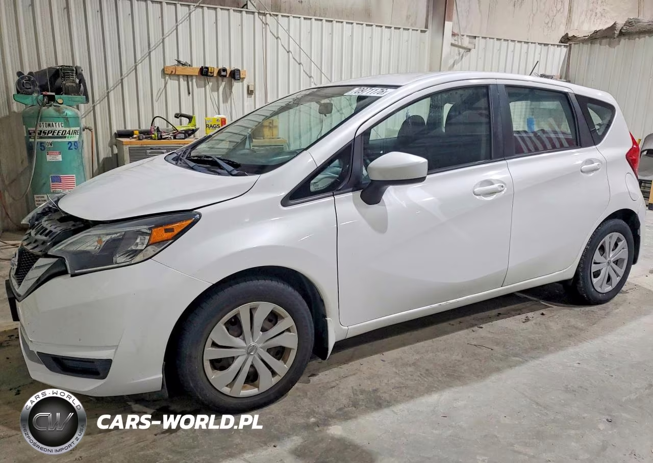2017 Nissan Versa Note S Plus VIN:3N1CE2CP6HL381132 - 1