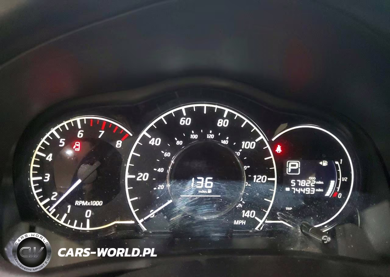 2017 Nissan Versa Note S Plus VIN:3N1CE2CP6HL381132 - 9